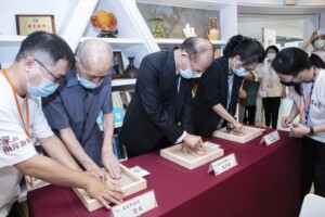 眾多貴賓參與春池文化教育館開幕儀式